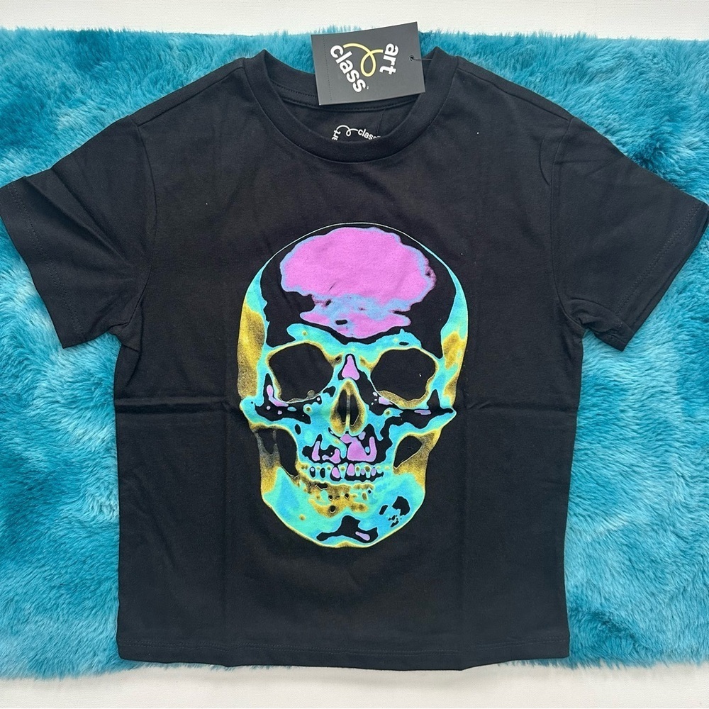 Art Class Black Tee with Vibrant Skull Design Size XS Boys